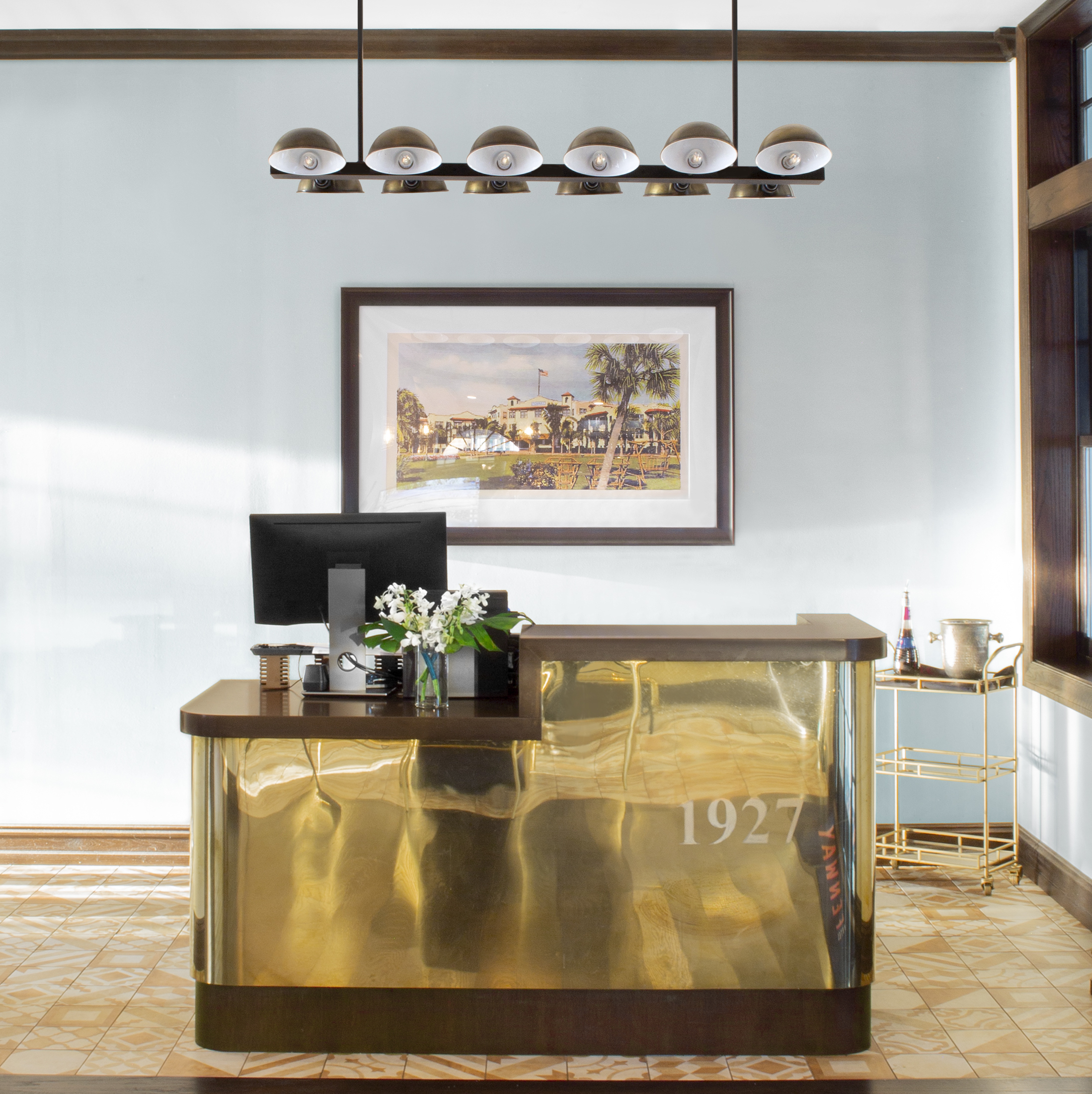Parabolic Linear 12-Light Chandelier